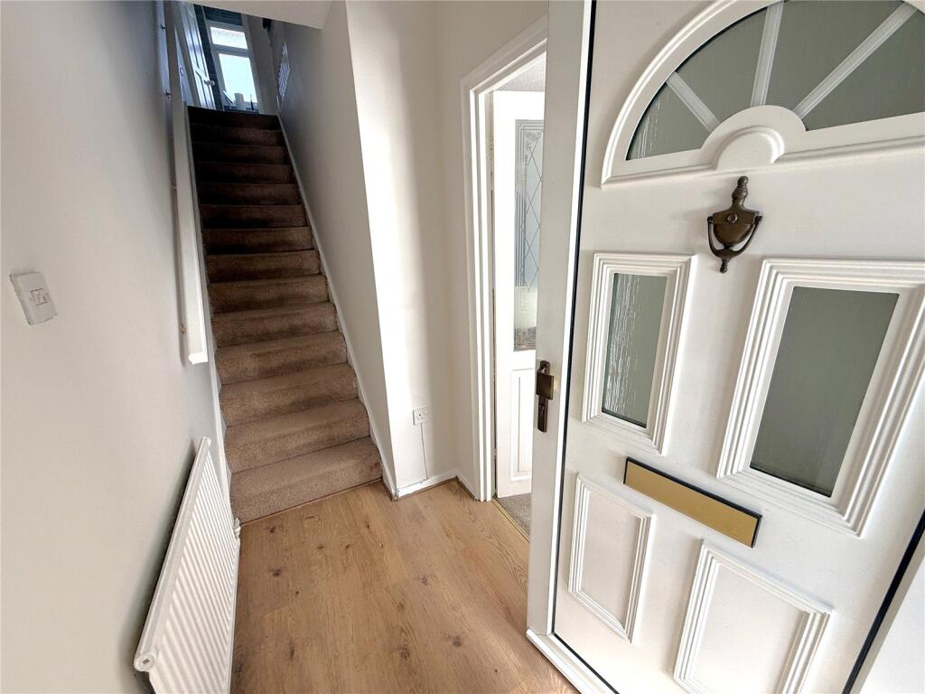House in Southend-on-Sea - More