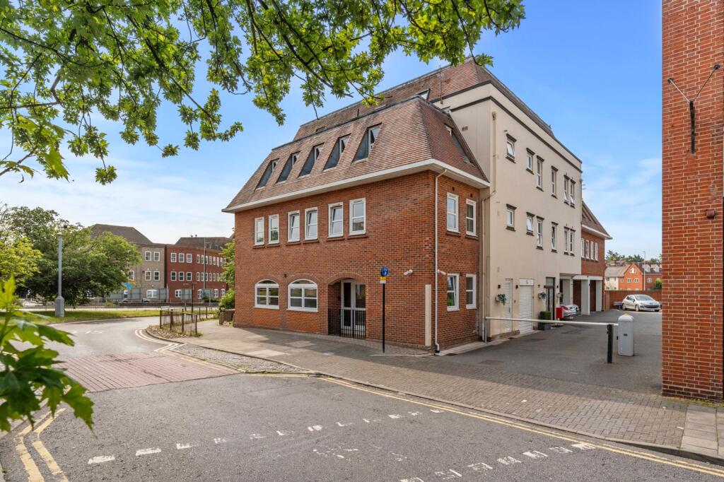 Main image of property: Crouch Street, Colchester