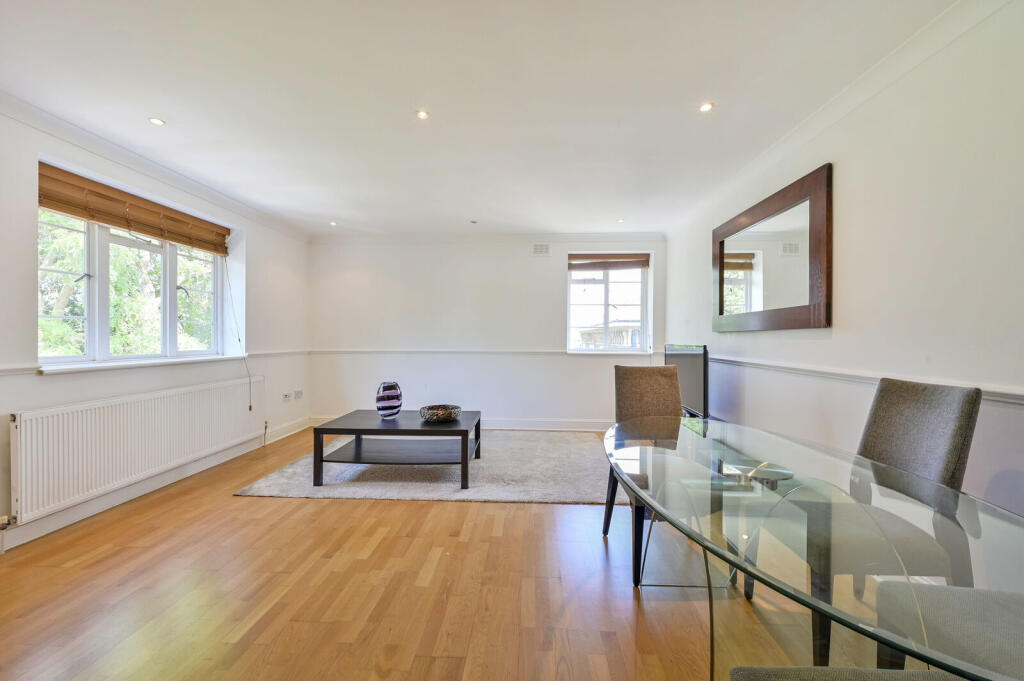 Apartment in London - View 3