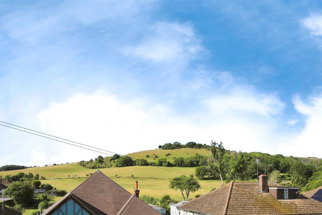 Gorringe Valley Road, EASTBOURNE photo 2