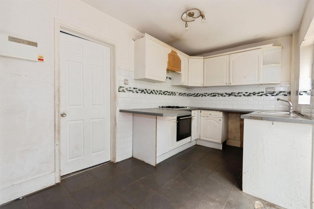 House in Birmingham, Acocks Green - View 4