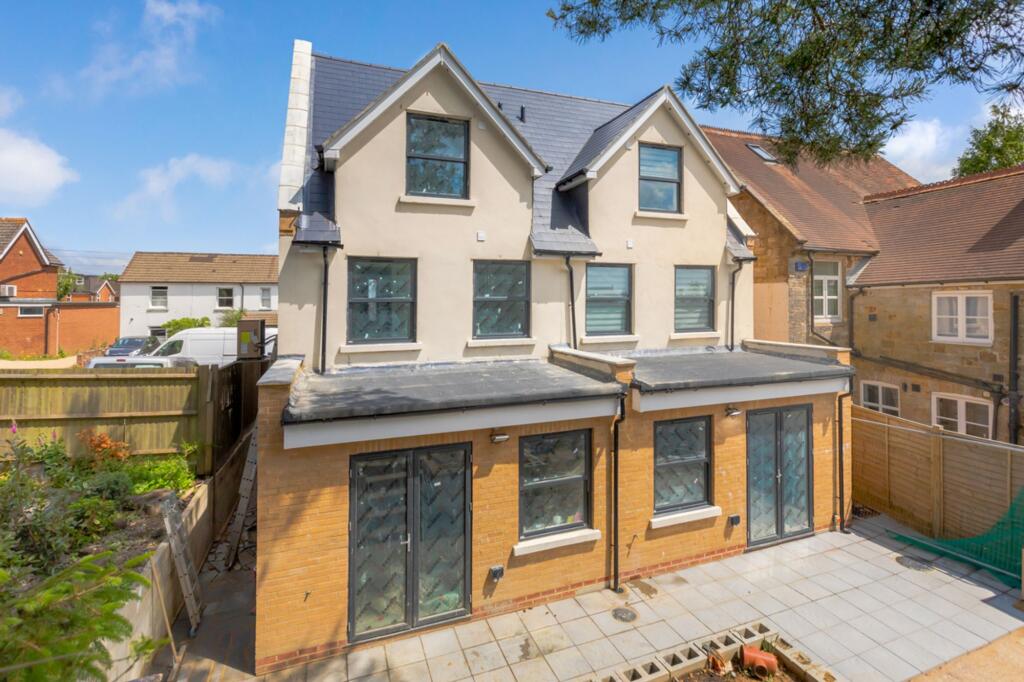 Whitehill Road, Crowborough, TN6 photo 3
