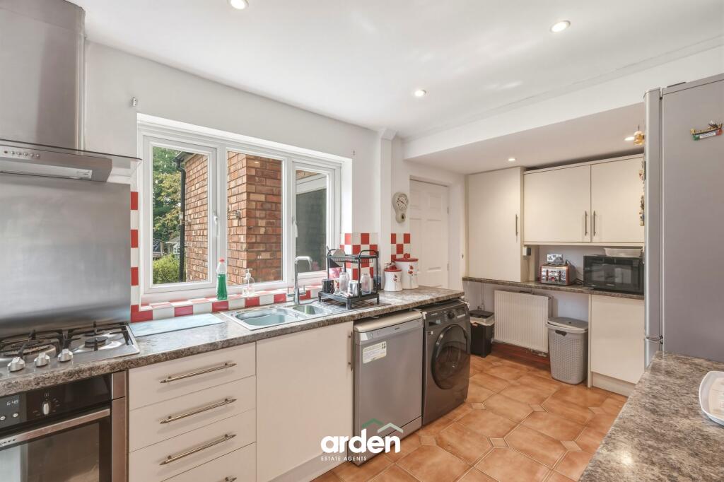 House in Birmingham, Cotteridge - View 3