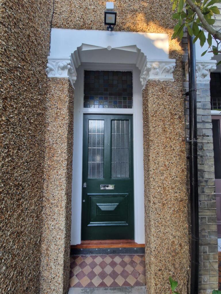 House in London - View 4