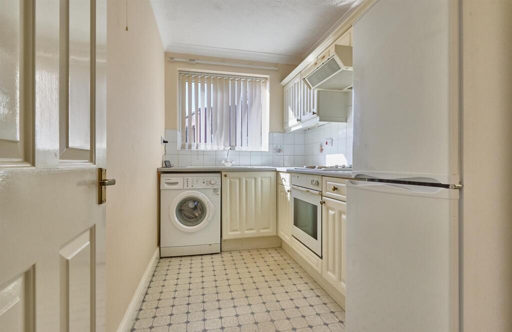Apartment in Leicester - View 2