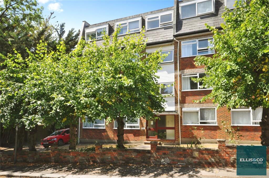 Main image of property: Sunbury Court, Manor Road, Barnet, EN5