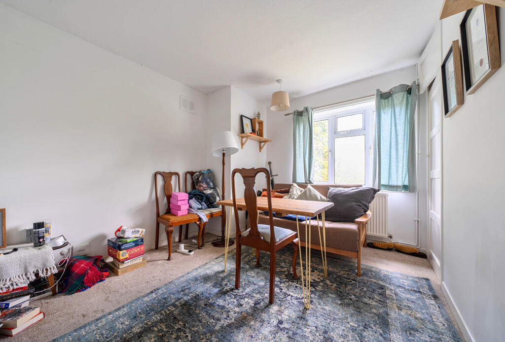 Apartment in Tonbridge - More