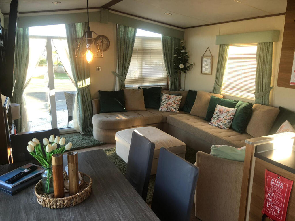 Abi St David, Meadows Retreat Lodge Park, Cockermouth, Cumberland, CA13 photo 2