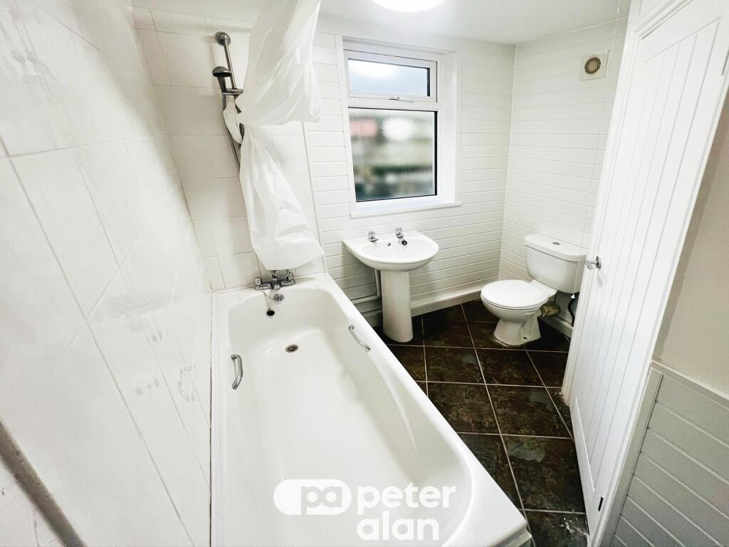 House in Merthyr Tydfil, Penydarren - View 5