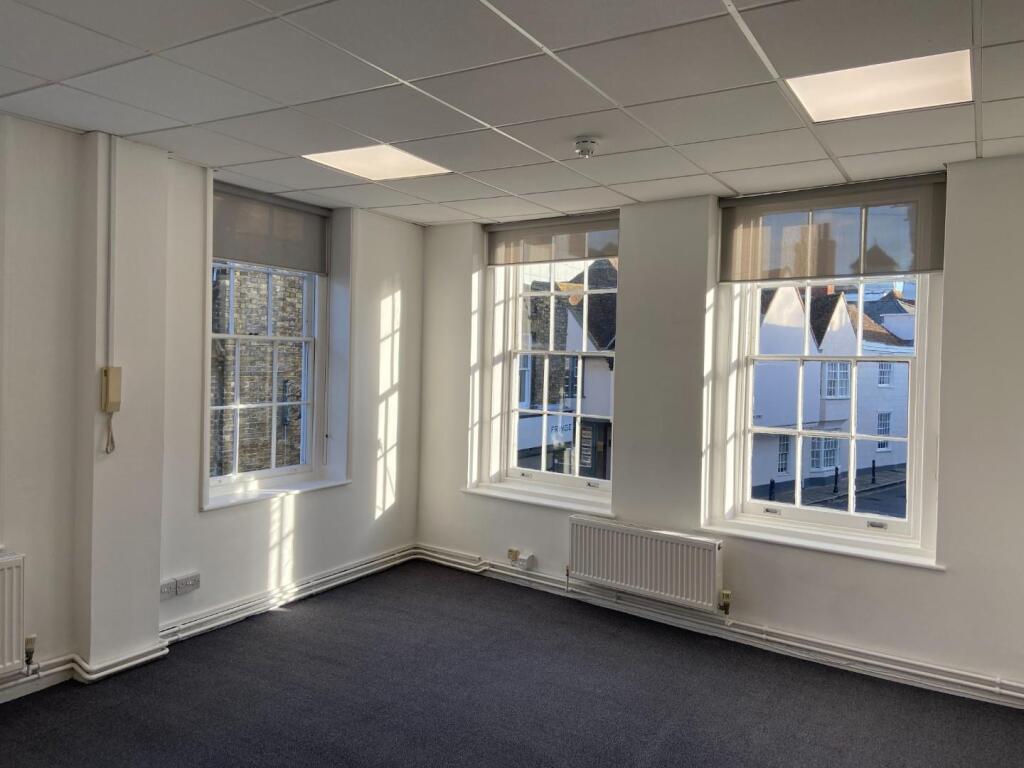 First Floor Corner
