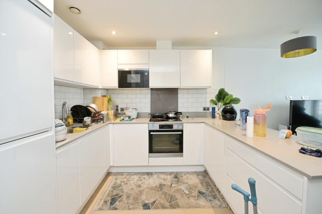 Apartment in London - View 2