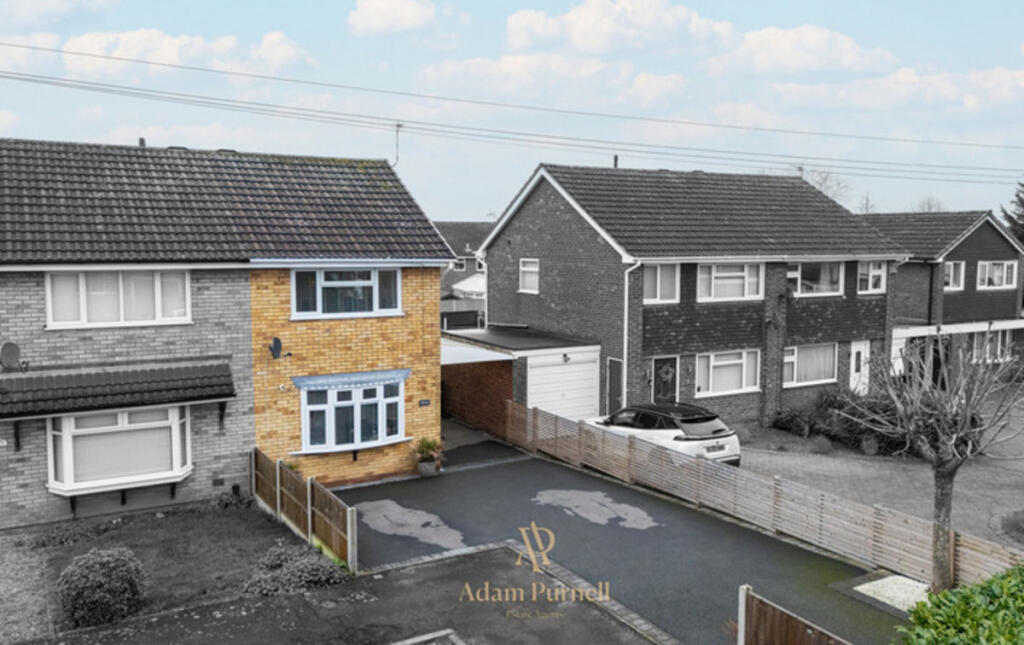 Main image of property: Warwick Gardens, Hinckley, LE10