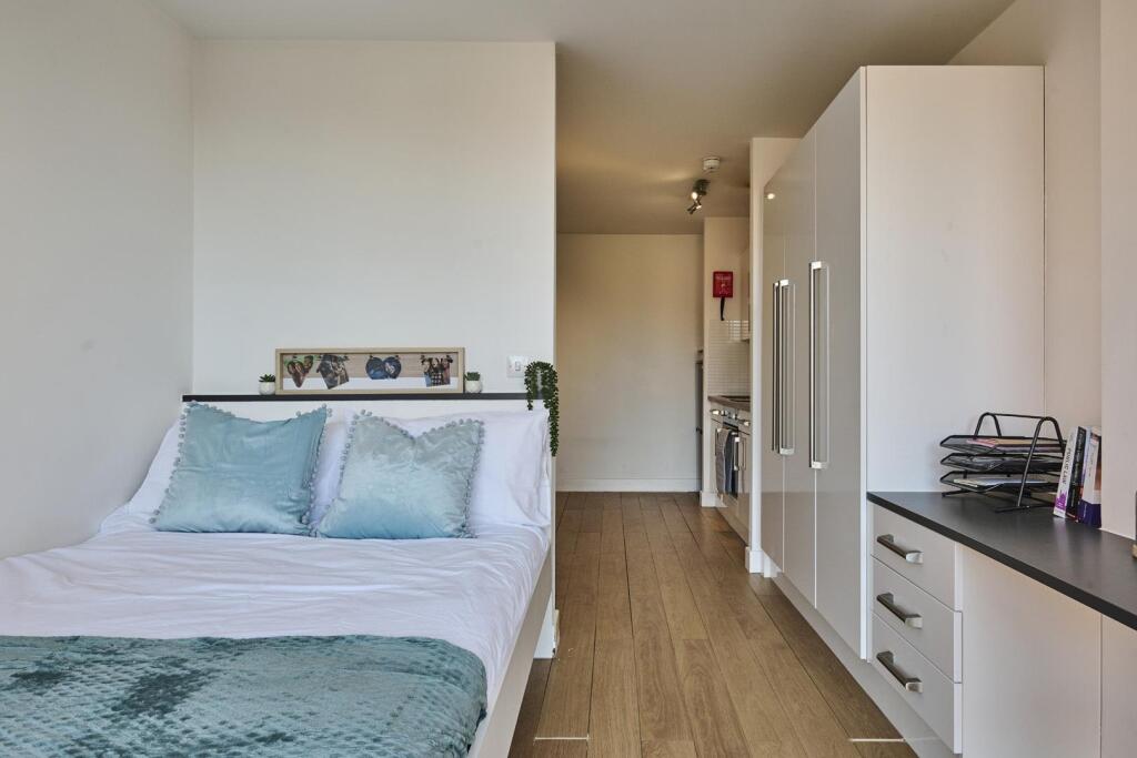 Apartment in Leicester - View 5