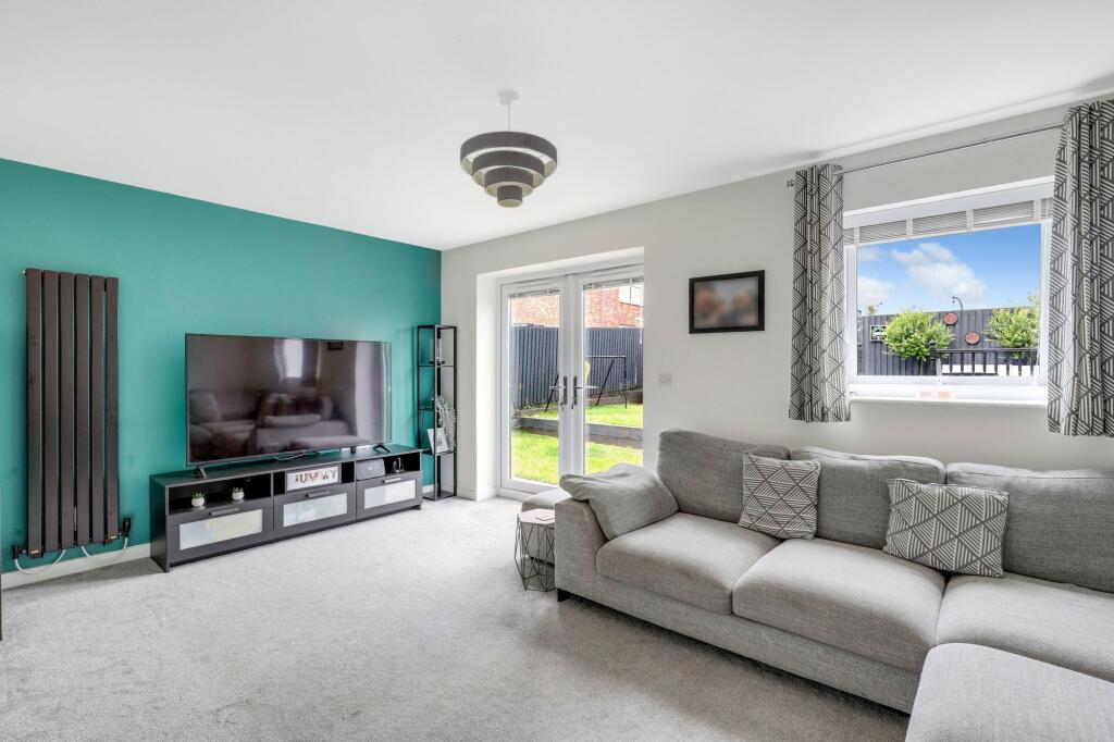 House in Ashfield, Hucknall - View 4
