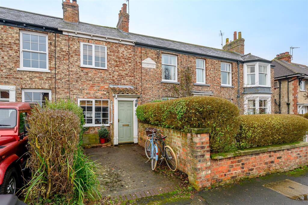 Main image of property: The Old Village, Huntington, York, YO32 9RB