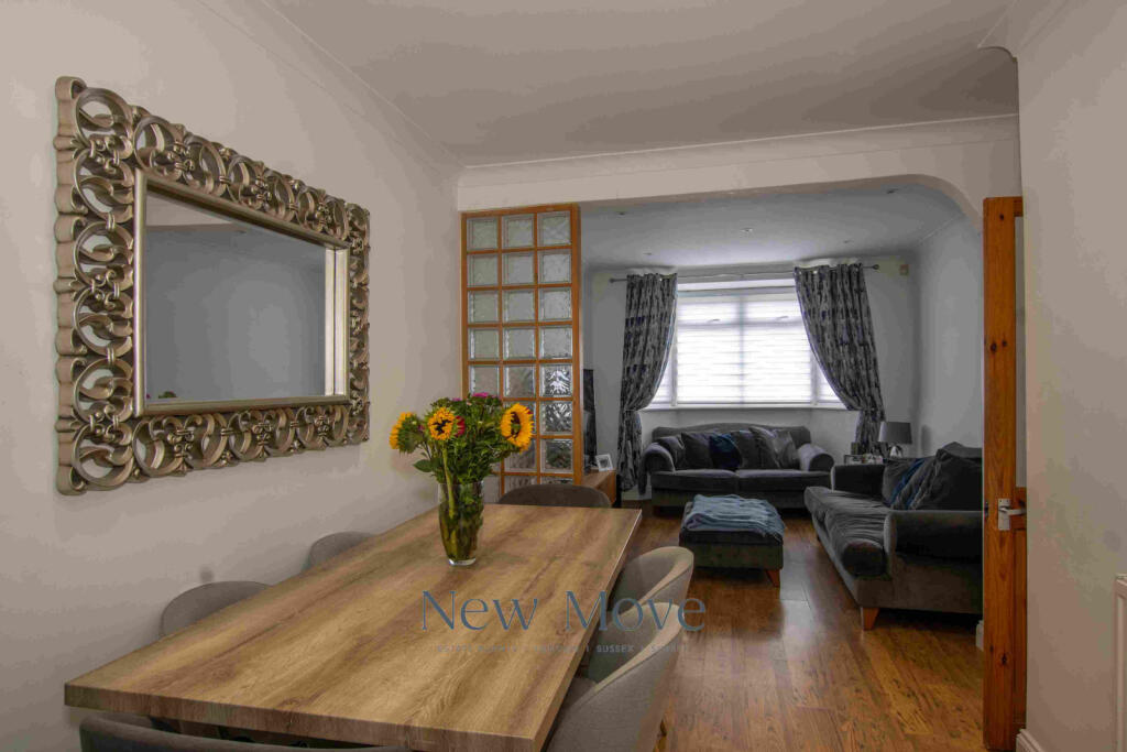 House in Tandridge, Caterham-on-the-Hill - View 4