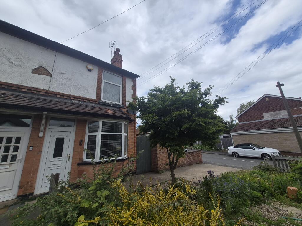 Main image of property: Burton Road, Carlton, NG4