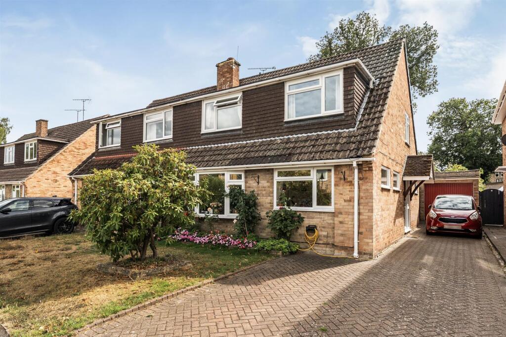 Main image of property: Mistletoe Road, Yateley, Hampshire
