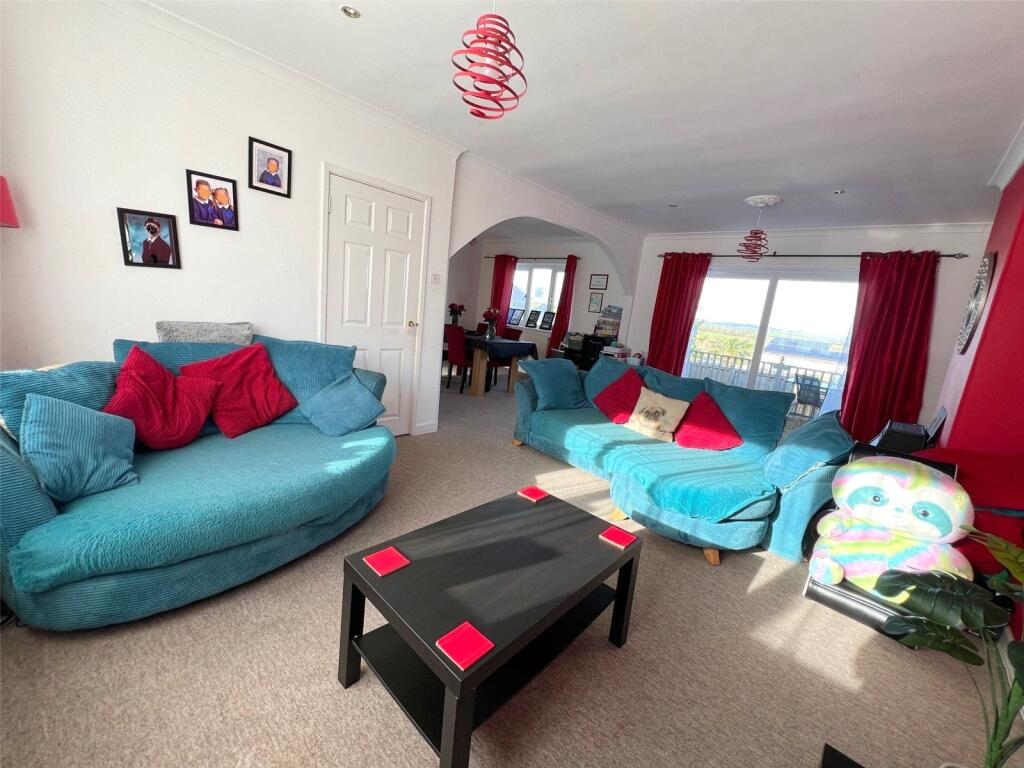 Kestrel Road, Haverfordwest, Pembrokeshire, SA61 photo 3