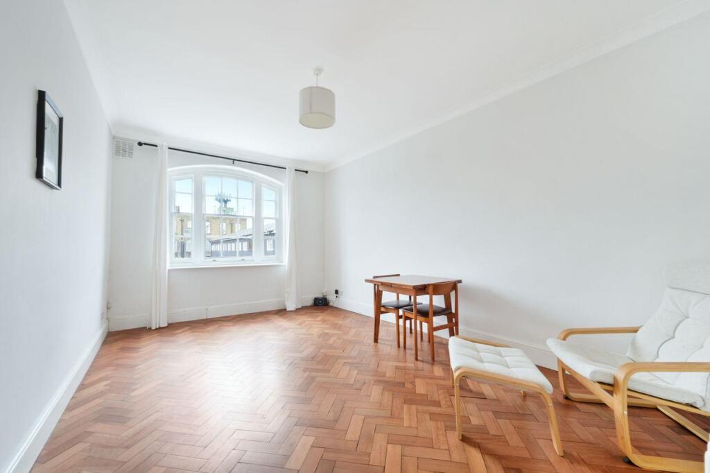 Apartment in London - View 3