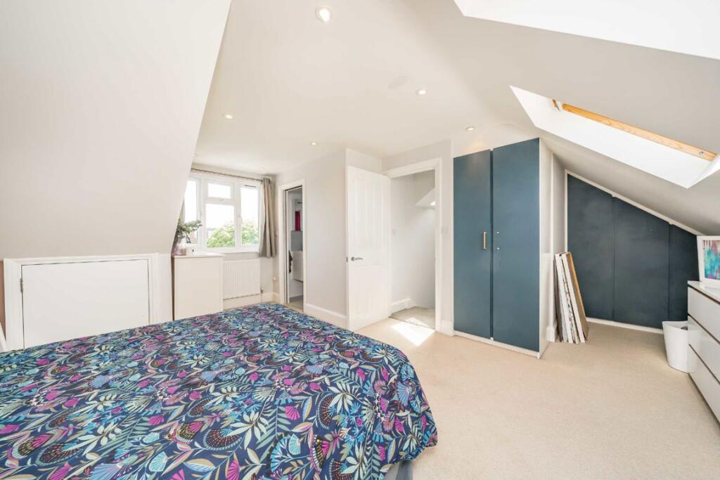 Woodlands Avenue, Finchley - View 4