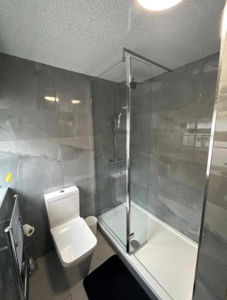 Additional image 8 of 25 Farm Road, Oldbury, West Midlands, B68 8RB