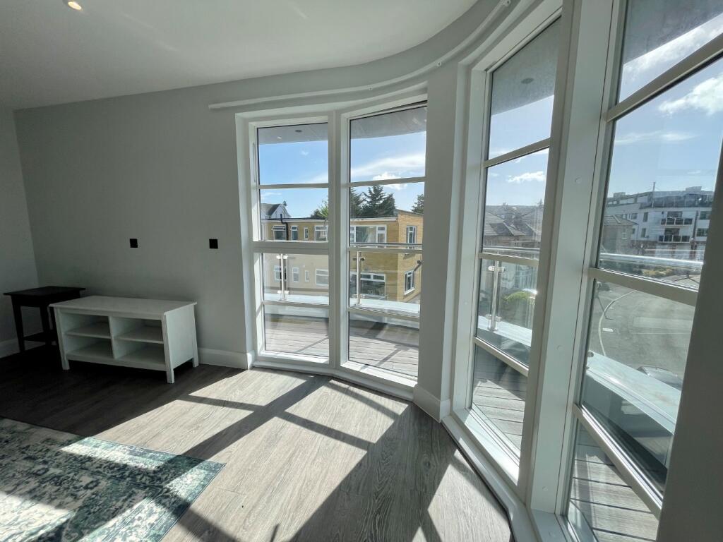 Apartment in Bournemouth, Westbourne - View 4