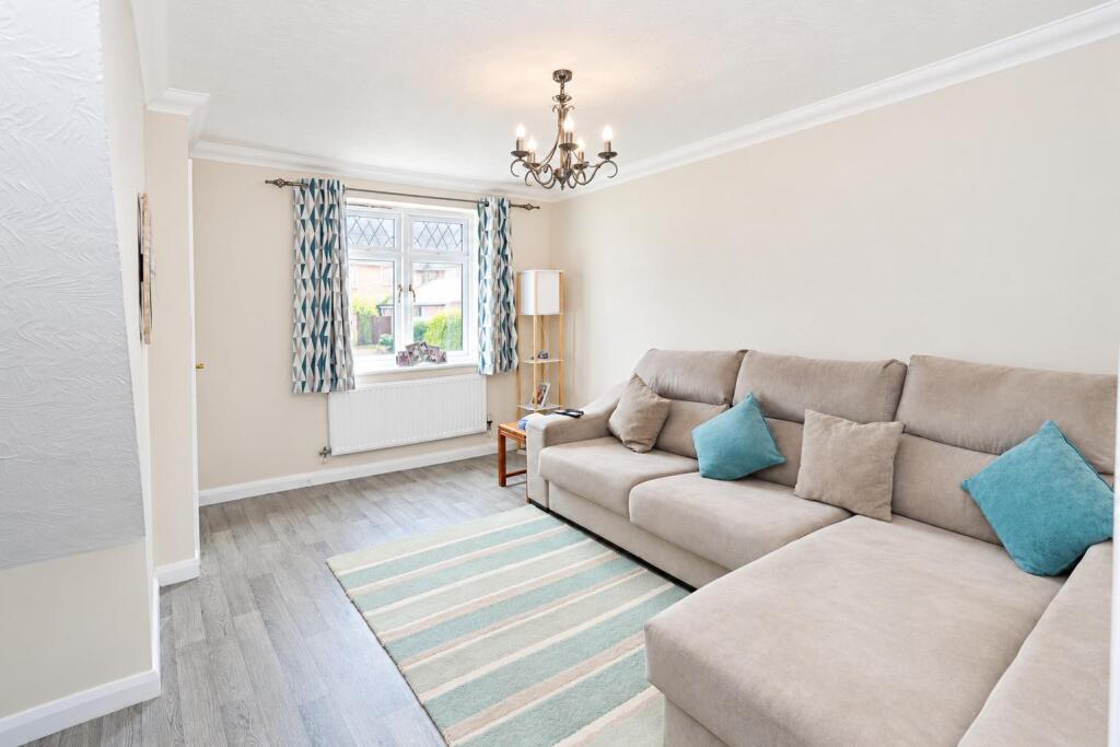 House in Irthlingborough, North Northamptonshire - View 4