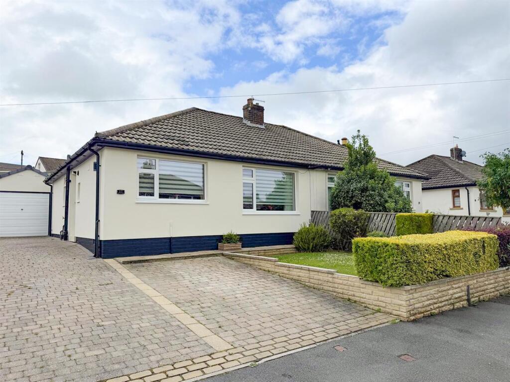 2-bed semi-detached on Aireville Drive, Silsden, £239,950