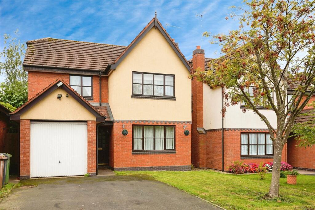 Main image of property: Fairwater Close, Evesham, Worcestershire, WR11
