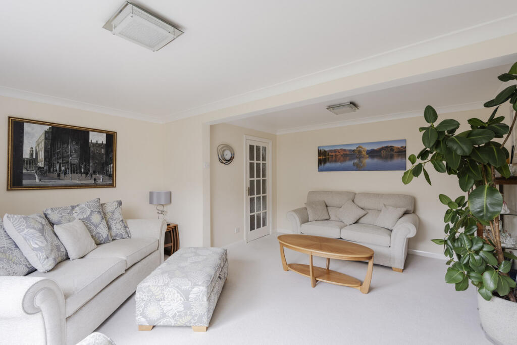 House in Braintree, Great Notley - View 4
