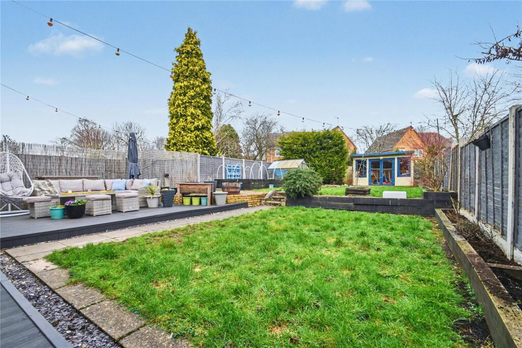 Alexander Avenue, Droitwich Spa, Worcestershire, WR9 photo 3