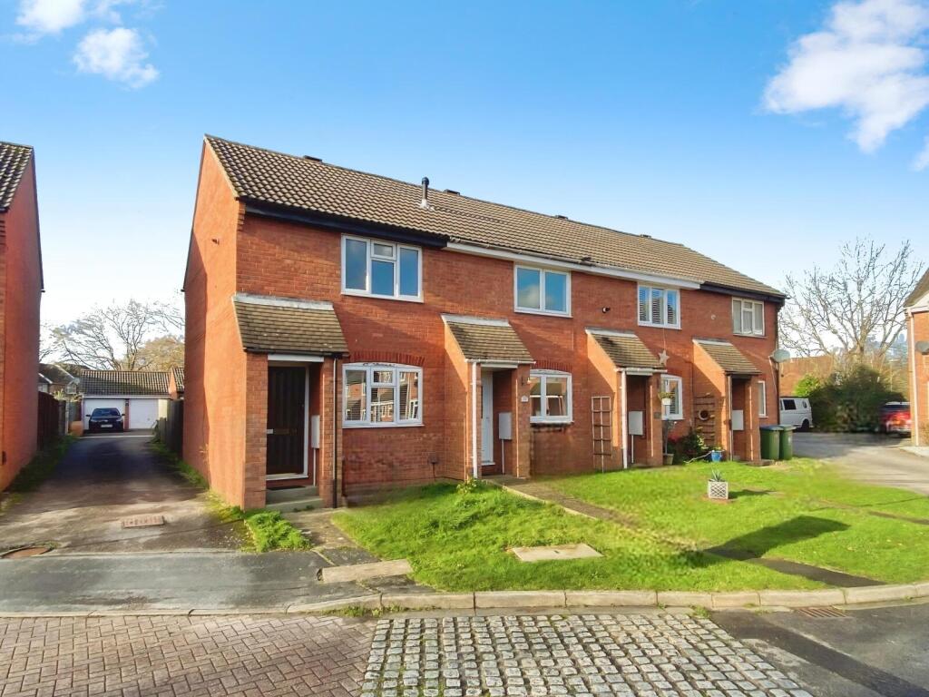 Main image of property: Horseshoe Close, Fareham, Hampshire, PO14