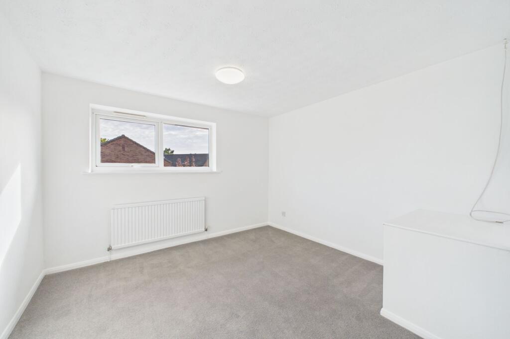 House in Thetford, Cloverfields - More