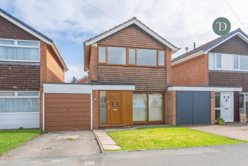 Main image of property: Capenhurst Lane, Whitby, Ellesmere Port, CH65