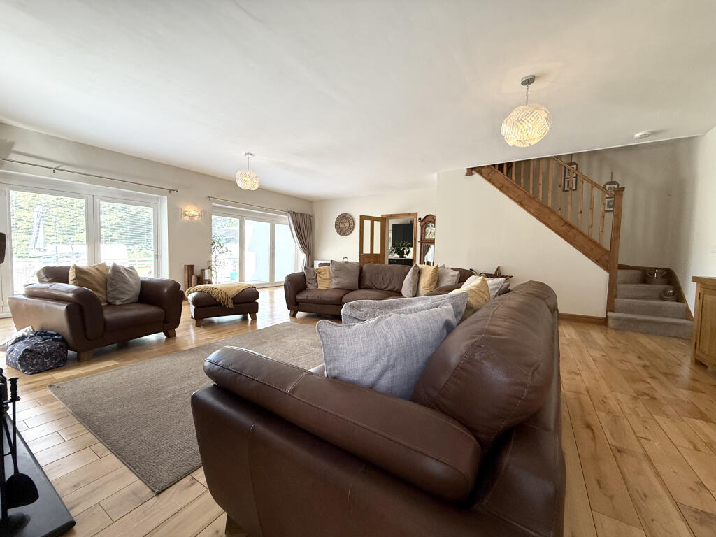 House in Abernant, Aberdare East - View 5