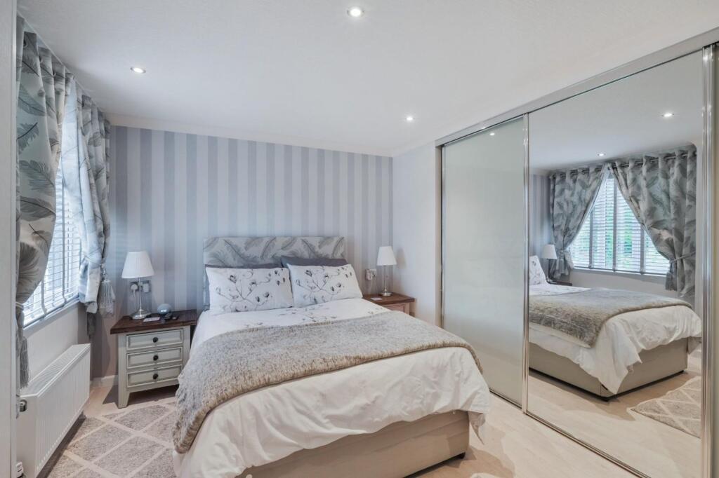House in Reigate and Banstead, Surrey - More