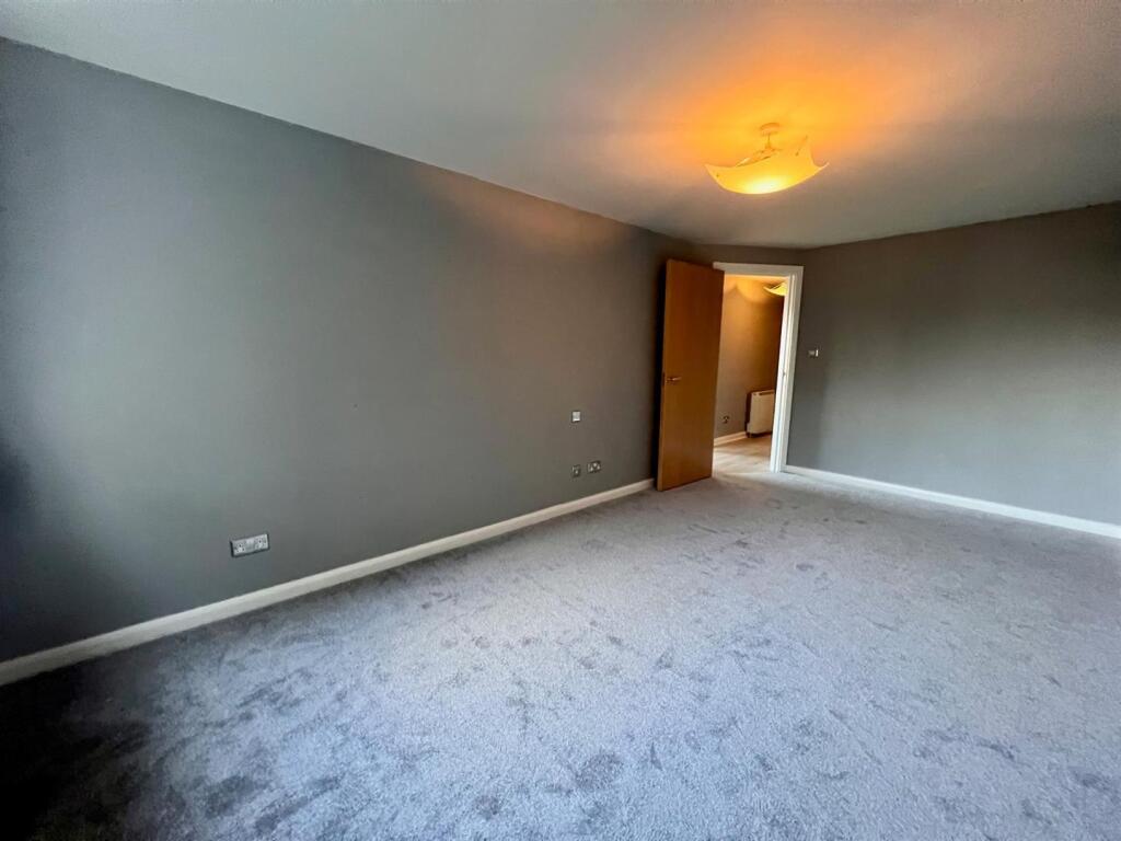 Apartment in York - View 5