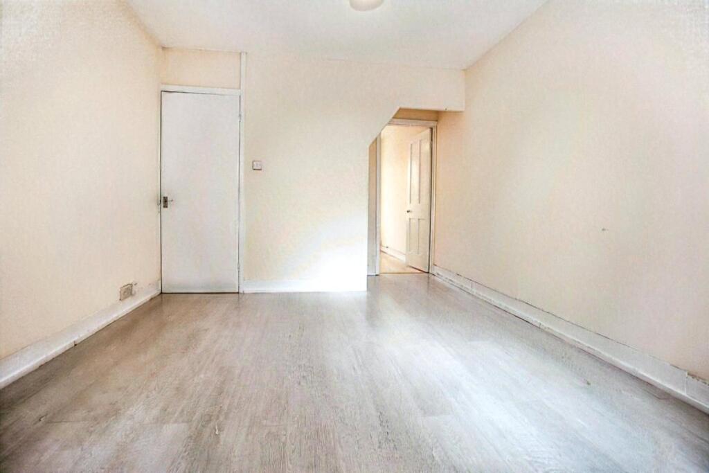 House in Watford, North Watford - View 4