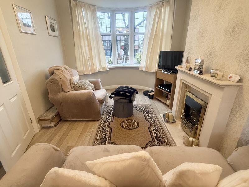 Knightwick Crescent, Birmingham, B23 7BZ photo 4