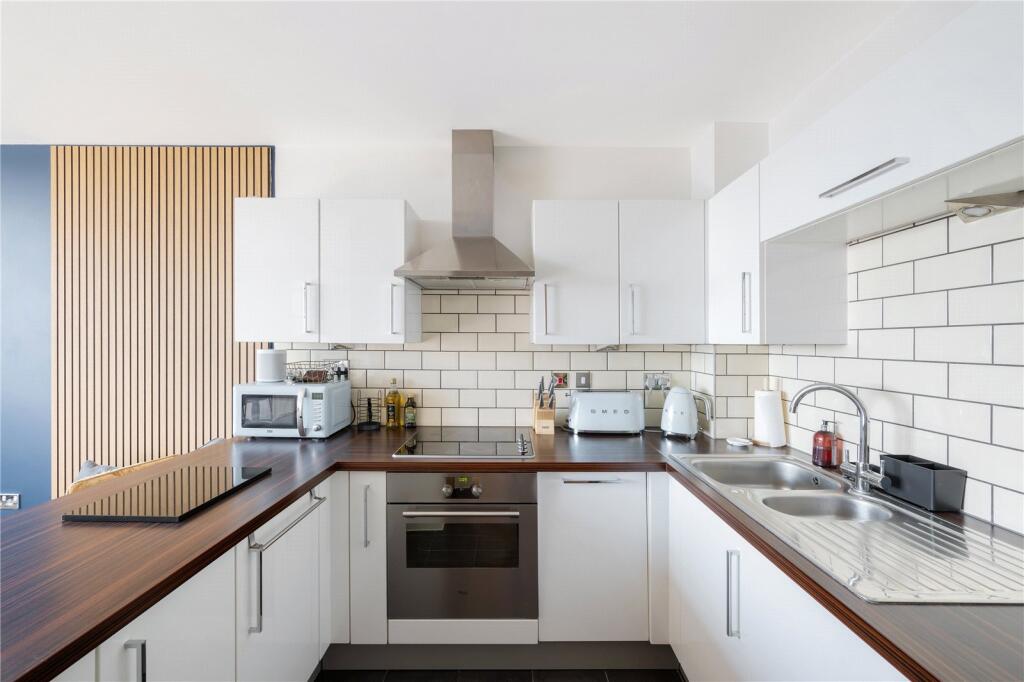 Main image of property: Argento Tower, Wandsworth, SW18