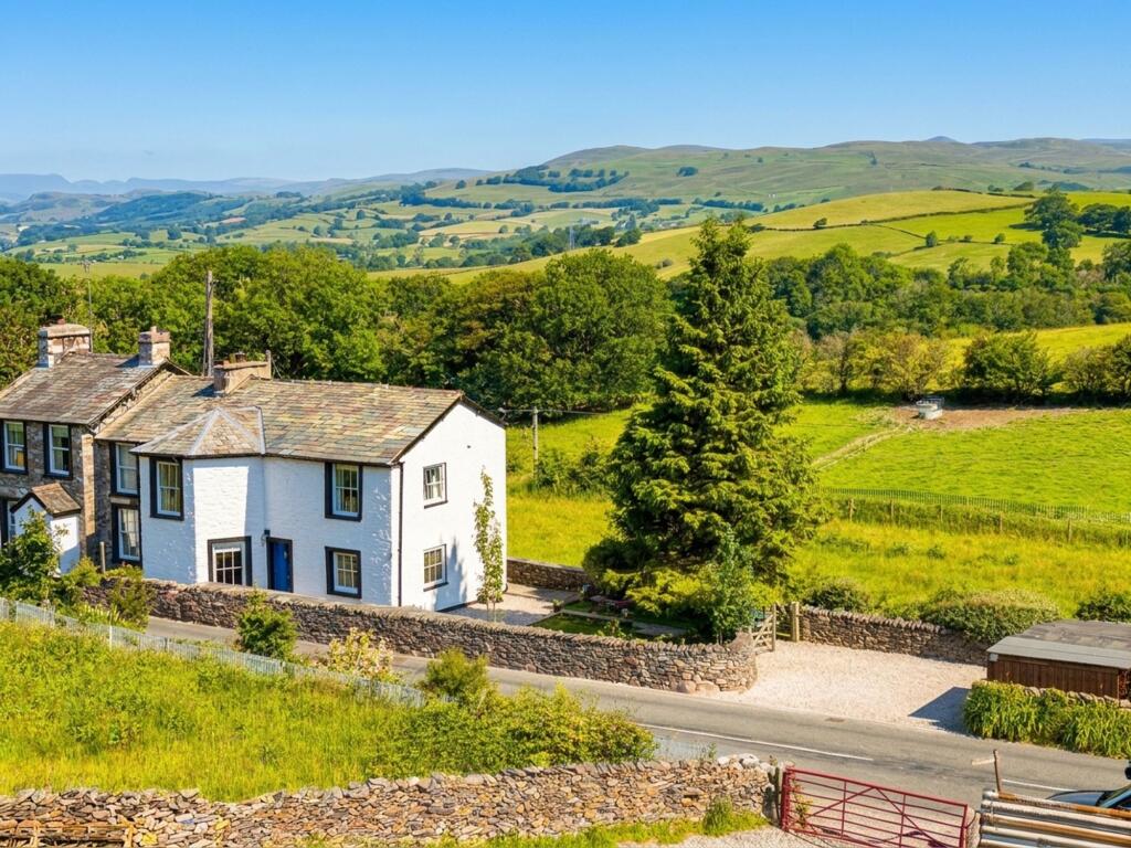 Main image of property: Scalthwaiterigg, Kendal, LA8
