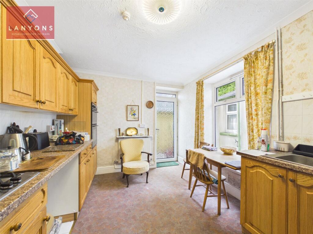 House in Cardiff, Ynyshir - View 5