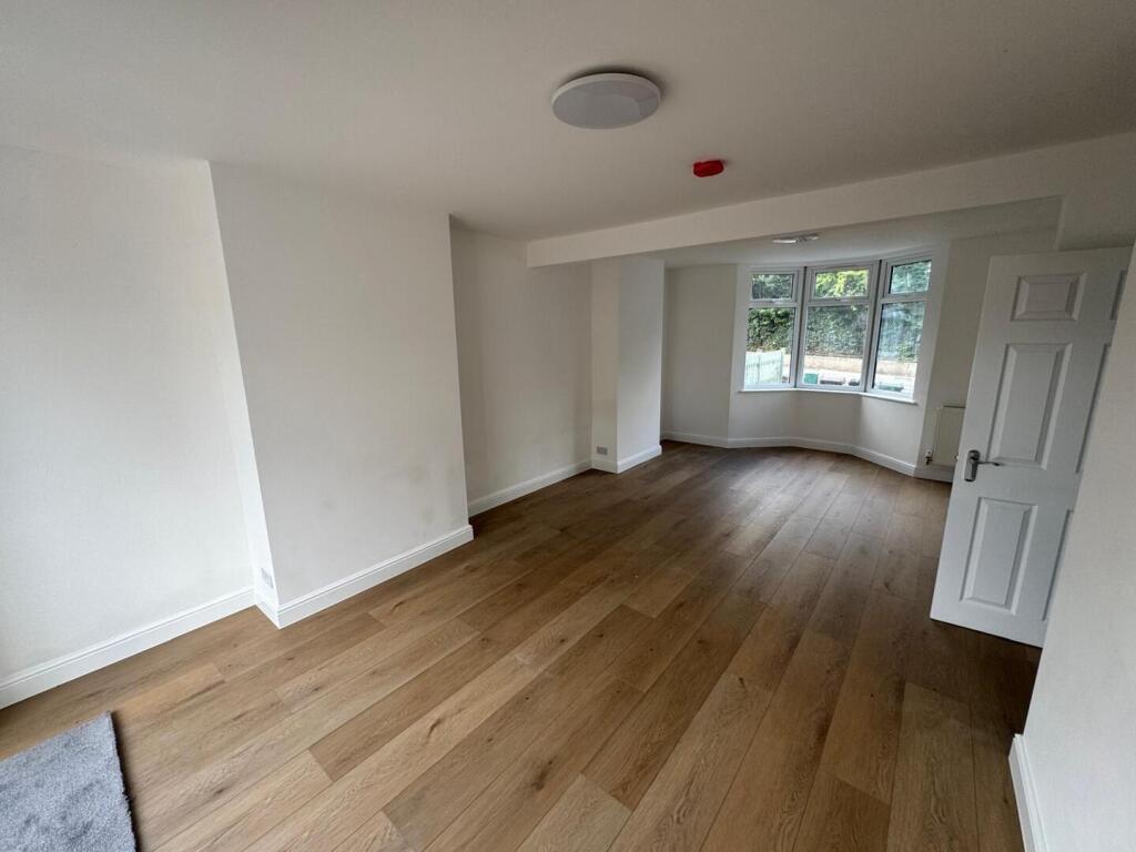 House in Dartford, Temple Hill - View 5