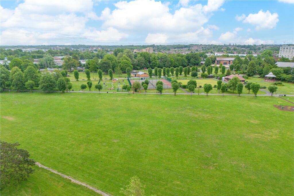 Apartment in Newbury, Speenhamland - View 5
