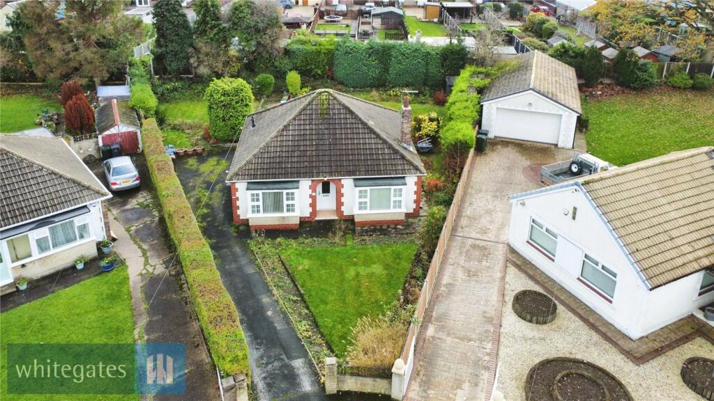 2-bed house on Park Avenue, Royston, S71, £240,000