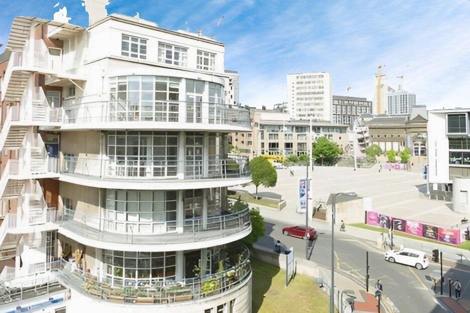Main image of property: Calverley Street, Leeds, LS1