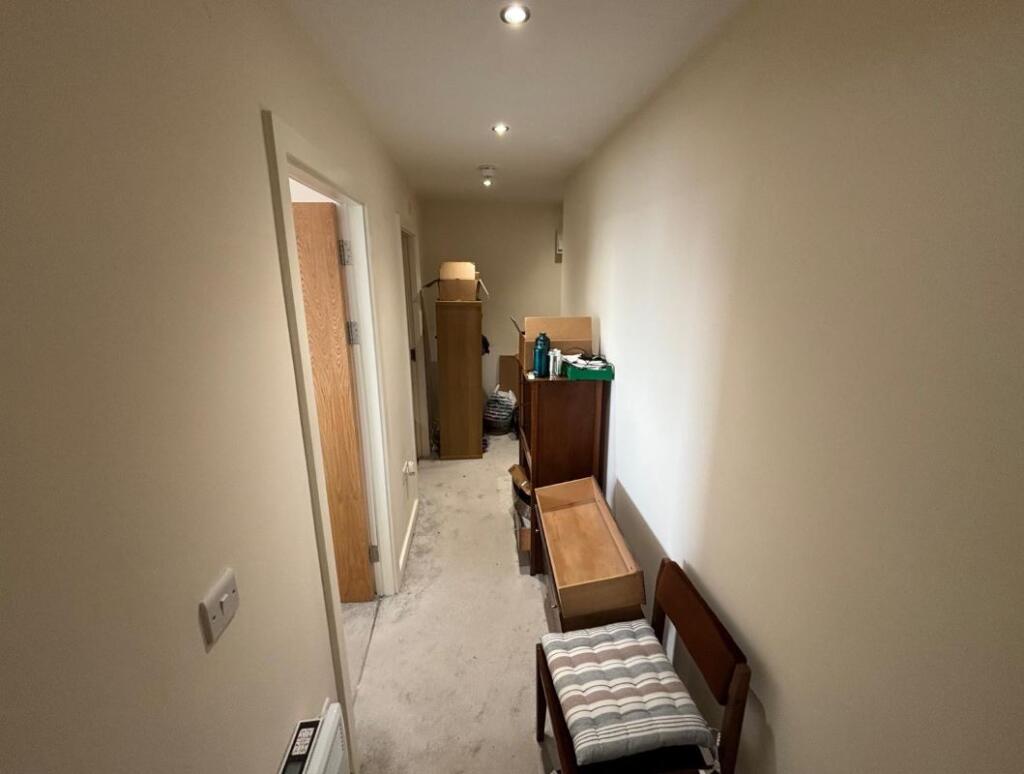 Flat 15, 18 South Street, Ilkeston, Derbyshire, DE7 5QE photo 2
