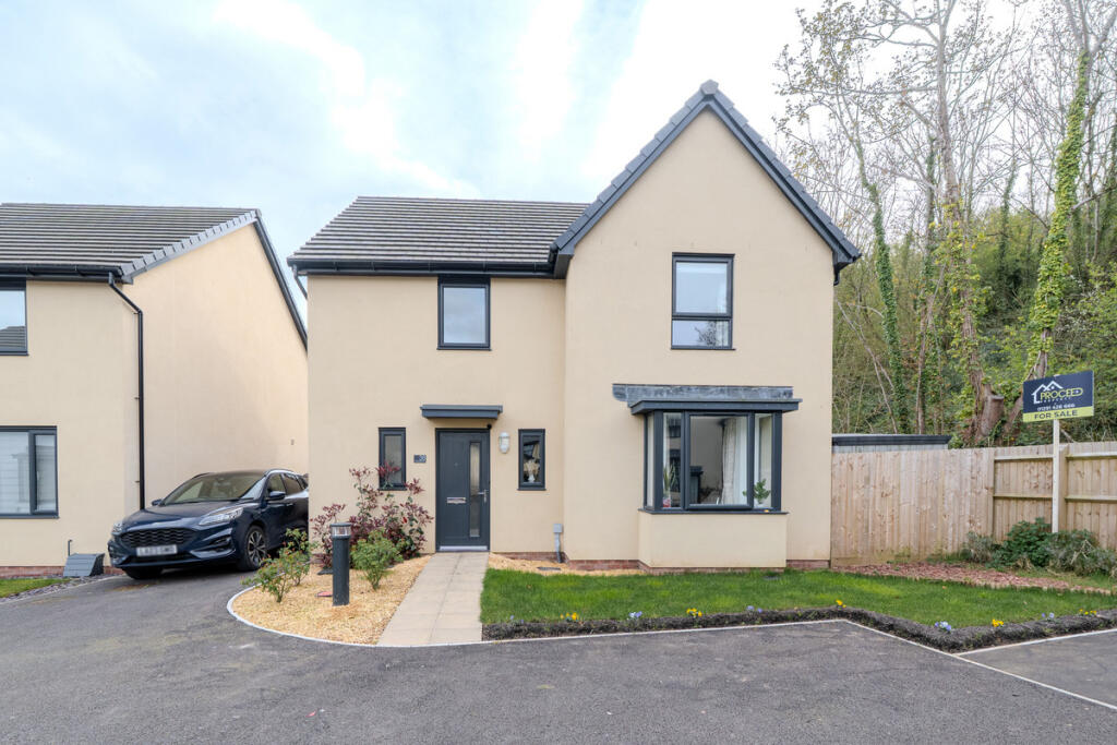 Main image of property: Whitecliffe View, Chepstow, NP16 5