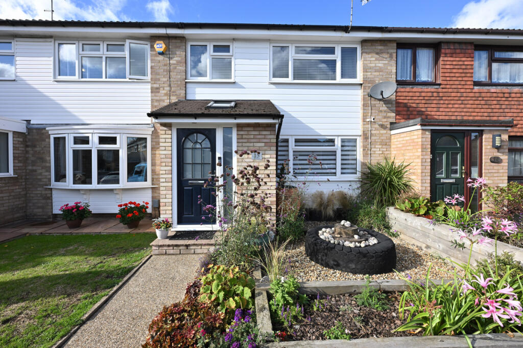 3-bed terraced on The Croft, Broxbourne, EN10, £460,000